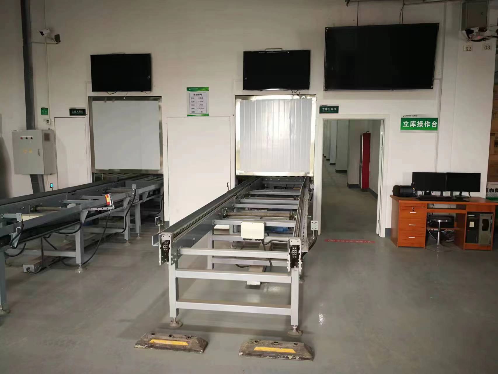 什么是托盤輸送機(jī)？它有哪些特點(diǎn)？