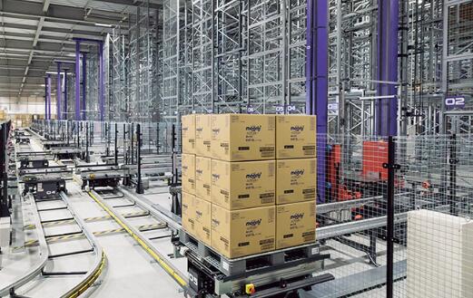 轉(zhuǎn)彎RGV在狹窄空間中的作業(yè)效果如何？