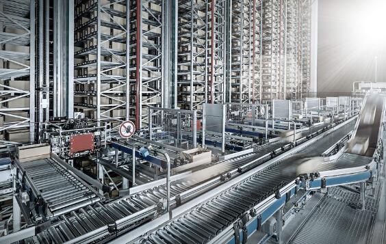 轉(zhuǎn)彎軌道堆垛機(jī)立體庫(kù)如何實(shí)現(xiàn)高效作業(yè)？