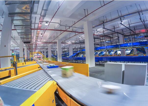 如何根據(jù)貨物特性選擇合適的自動化立體倉庫設備？